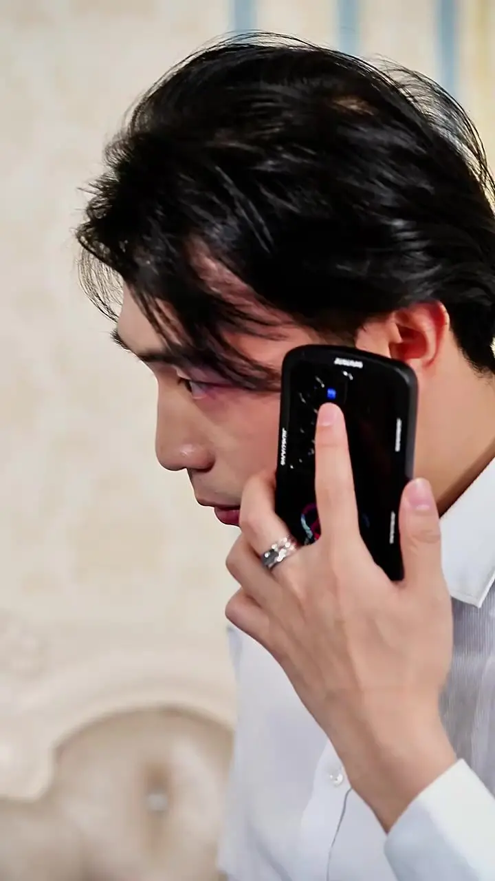 《厉总夫人她爱你至死》：禁锢与深爱的双重奏，一场极致虐恋的宿命悲歌